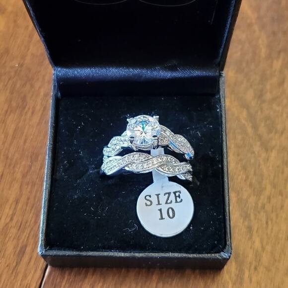NEW GORGEOUS wedding engagement set size 10 - Picture 6 of 6